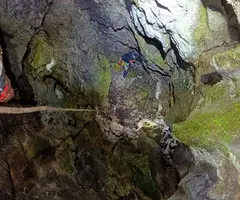 Fotografia de ROCA ROJA, AVENC DE (2 de 3)