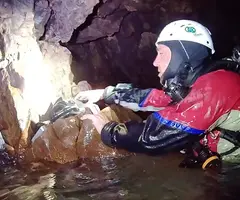 Fotografia de VETES - FRARE, SISTEMA COVES DE LES (5 de 9)
