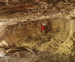 Fotografia de LLOREDES, COVA DE LES (3 de 4)