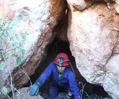 Fotografia de CONTRAFORT, COVA DEL (1 de 4)