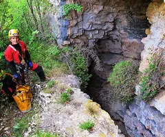 Fotografía de CINGLE DE ROCA ALTA, AVENC DEL (2 de 8)