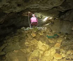 Fotografia de CAMÍ DE LES SENIOLES, AVENC DEL (4 de 6)