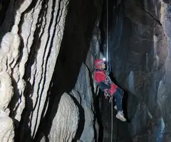 Fotografia de TINC-CA-TINC, AVENC DEL (11 de 17)