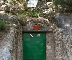 Fotografia de MERAVELLES, COVA (2 de 15)