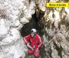 Fotografia de PUIG CUBELL DE VILADA, AVENC DEL (2 de 6)