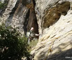 Fotografía de SALT DE L'INFERN, COVES DEL (2 de 3)