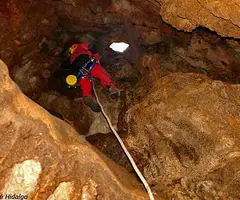 Fotografia de PENYES DEL FUSTER, AVENC DE LES (3 de 5)