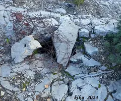 Fotografia de COLLET DE LA CREU, AVENC DEL (2 de 4)