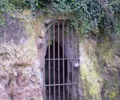 Photograph of ERMITA,  COVA DE L' (1 of 1)