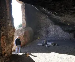 Photograph of ÒBITS, ELS (5 of 6)