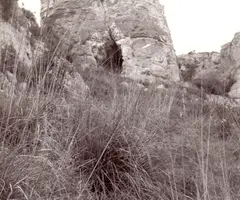 Fotografía de AGULLES,  COVA DE LES (3 de 3)