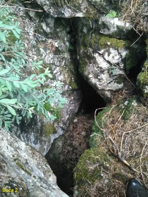 Fotografia de Forat CB-6 de la Collada de la Bòfia