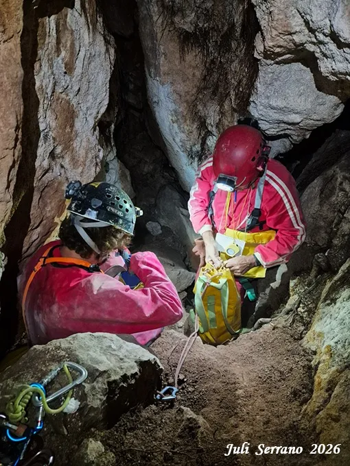 Fotografia de Forat del Clot del Moro (6 de 7)