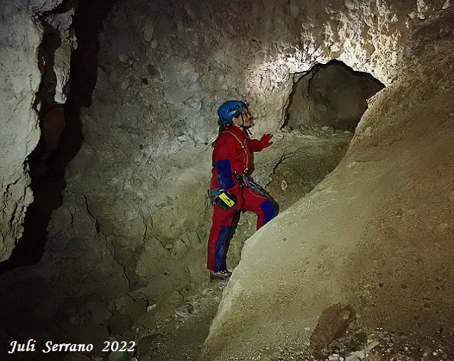 Photograph of Avenc del Coll de Jouet (7 of 12)