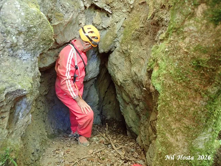 Fotografia de Avenc Nº4 de la Roca Sabeia (3 de 3)