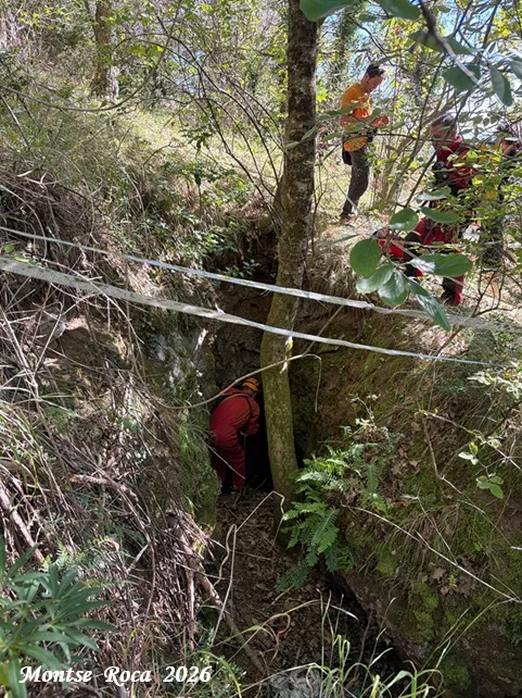 Fotografia de Avenc Nº4 de la Roca Sabeia (2 de 3)