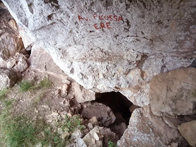 Fotografía de PICOSSA, AVENC DE LA (7 de 9)