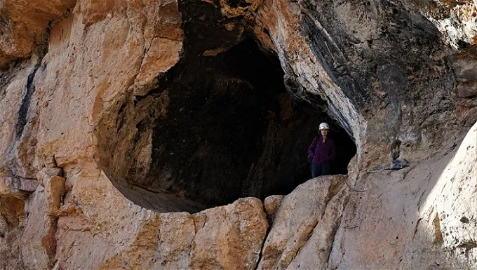 Photographie de GENERA, COVA DE (1 sur 5)