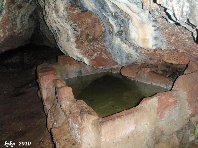 Fotografia de CORT FOSCA DE MATARRODONA (5 de 5)