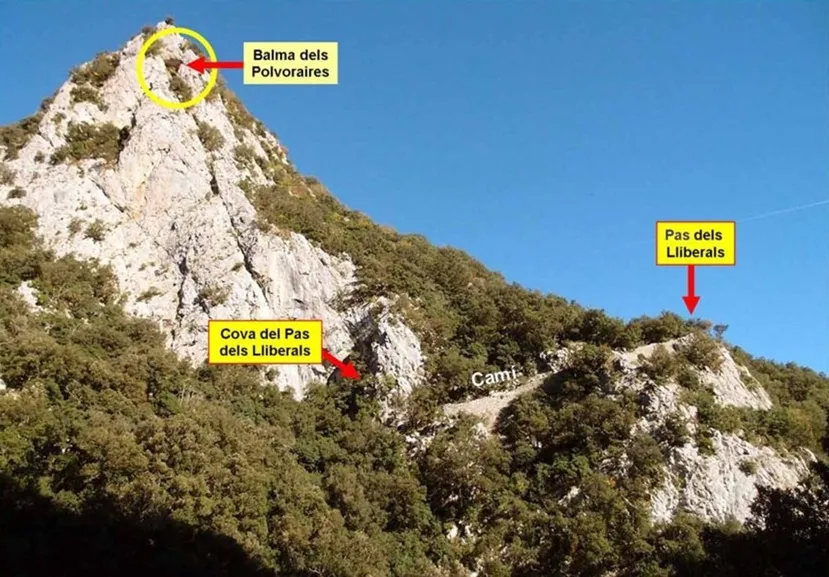 Photograph of PAS DELS LIBERALS, COVA DEL (1 of 5)
