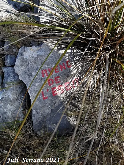 Fotografia de ESBIT, AVENC DE L' (3 de 4)