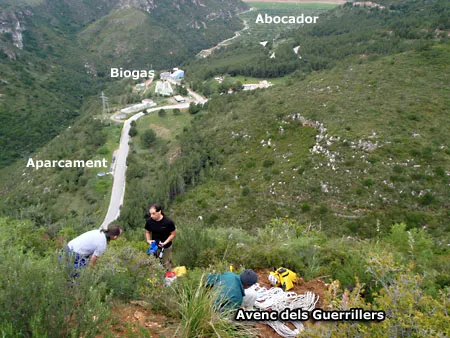 Fotografia de GUERRILLERS-GUERRILLA, AVENC DELS (2 de 9)