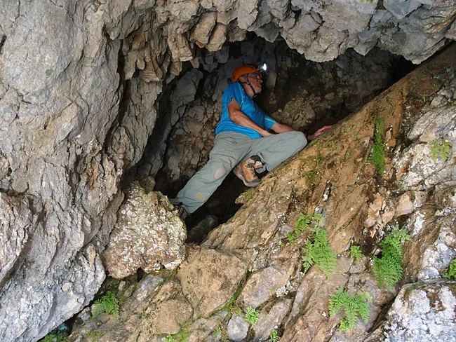 Fotografía de REMUNTANT DE LA BRETXA, COVA (2 de 3)