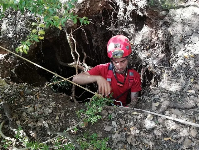 Fotografía de COLL DE TANCA, AVENC DE (1 de 4)