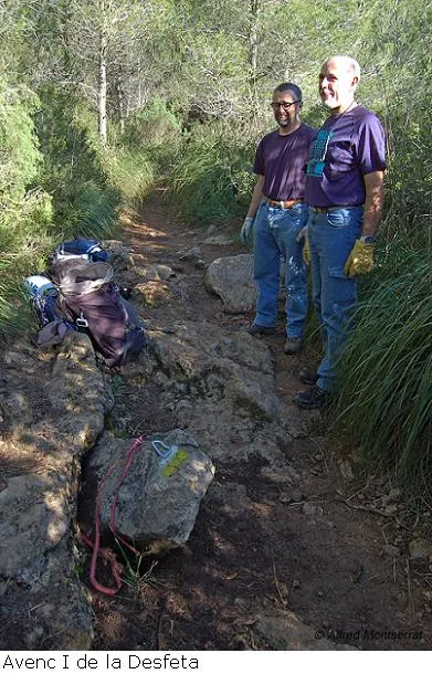Fotografia de DESFETA, AVENCS DE LA (2 de 5)
