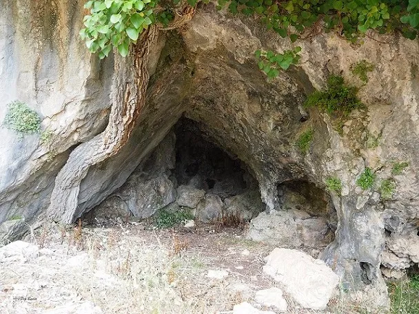 Photograph of CARAMELLA, FORATS DE LA (3 of 3)