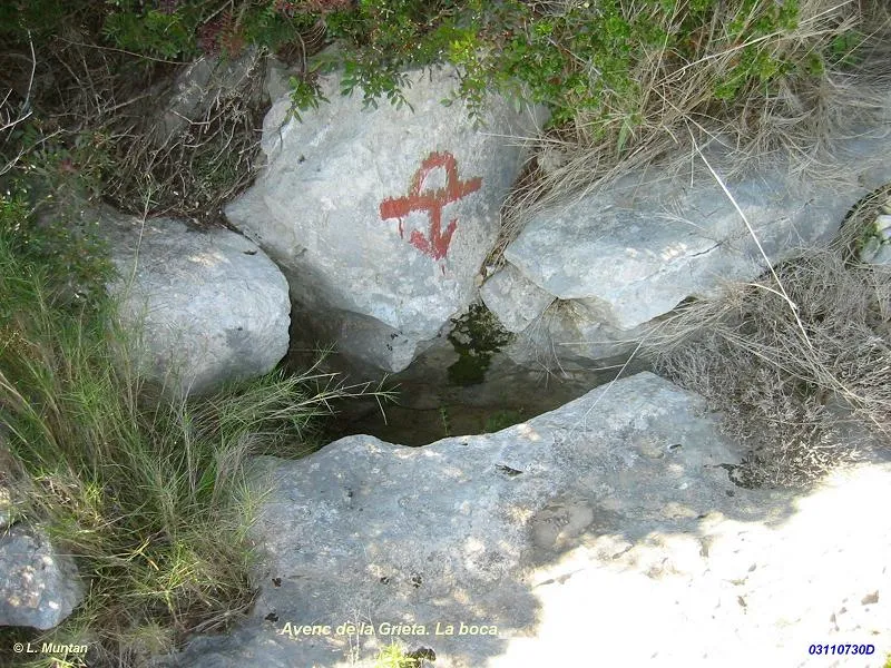Fotografía de GRIETA, AVENC DE LA (1 de 1)
