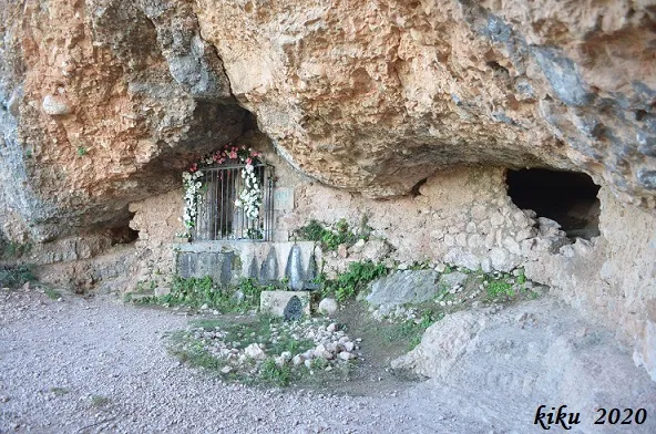 Photograph of SANT SALVADOR, COVA DE (2 of 7)