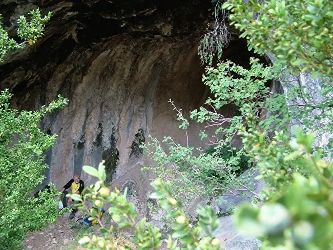 Photograph of AMAGADA DEL SAÜC, BALMA (2 of 4)