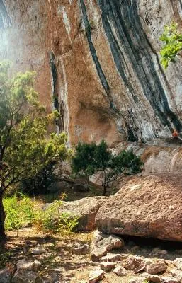 Fotografia de ROC DEL RUMBAU, BALMA DEL (1 de 3)