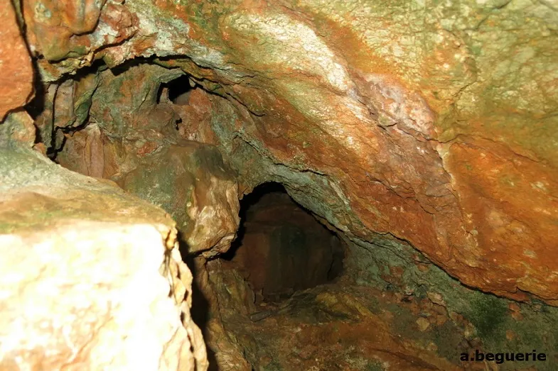Fotografía de CAN FIGUERES, AVENC PETIT DE (3 de 4)