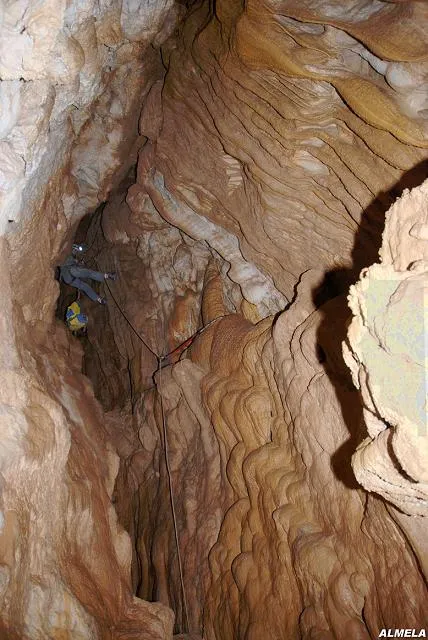Photograph of CAMÍ DE XÀQUERA, AVENC DEL (5 of 11)