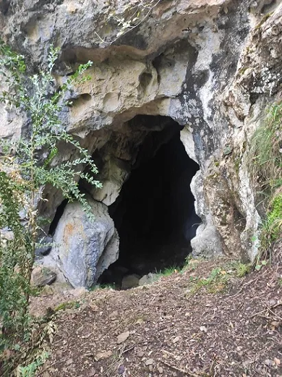 Photograph of GEGANTS, COVA DELS (1 of 3)