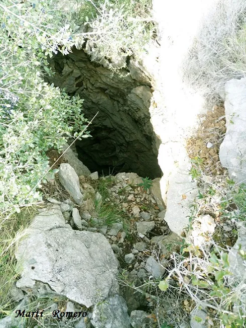 Fotografia de ESCURÇÓ, AVENC DE L' (2 de 2)