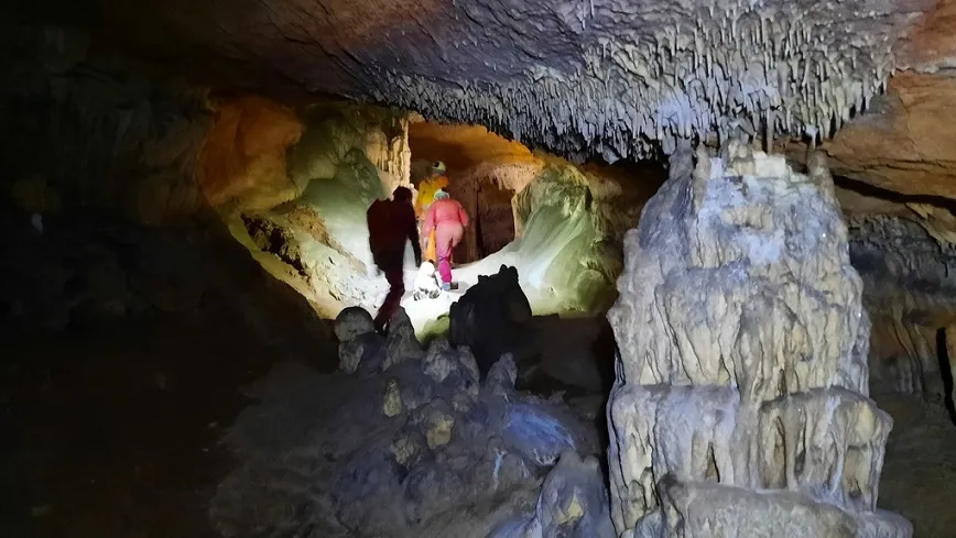 Fotografia de OBAGA DE LA MAÇANA, FORAT DE L' (3 de 14)
