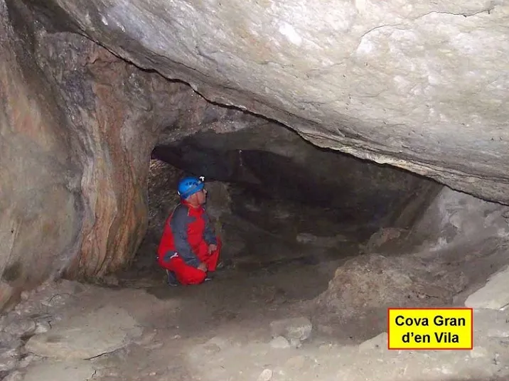 Fotografia de VILA, COVA GRAN D'EN (2 de 4)