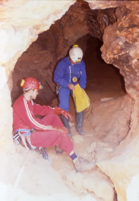 Fotografia de ARCADA, COVA DE L' (3 de 4)