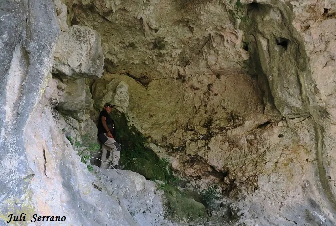 Fotografía de CINGLE DE L'ABELLERA, COVA DEL (4 de 6)