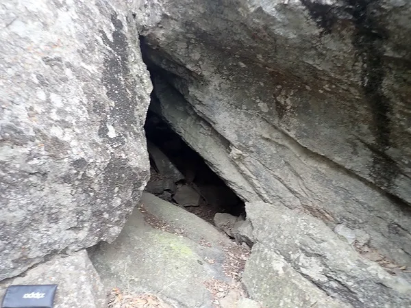 Fotografia de GUILLES, CAU DE LES (4 de 6)