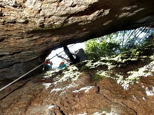 Fotografía de LLOSANQUES, COVA DE LES (2 de 13)
