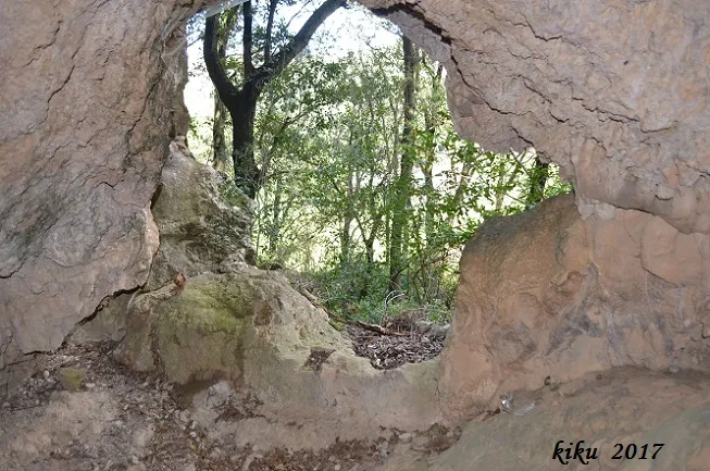Fotografia de TRES CREUS, COVA DE LES (4 de 5)