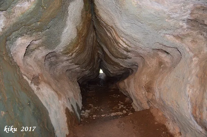 Photograph of ESTRELLA, COVA (3 of 5)