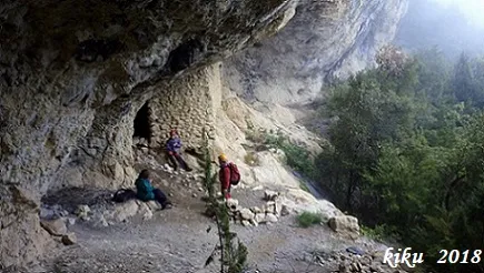 Photograph of CORRAL, COVA DEL (3 of 4)
