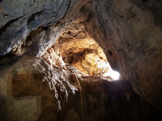 Fotografia de CAN SOLER DE SECABECS, COVA DE (3 de 7)