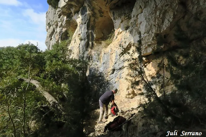 Fotografía de CINGLE DE L'ABELLERA, COVA DEL (3 de 6)