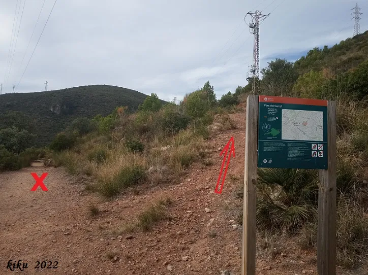 Fotografia de ROCA NEGRA, AVENC DE (2 de 8)